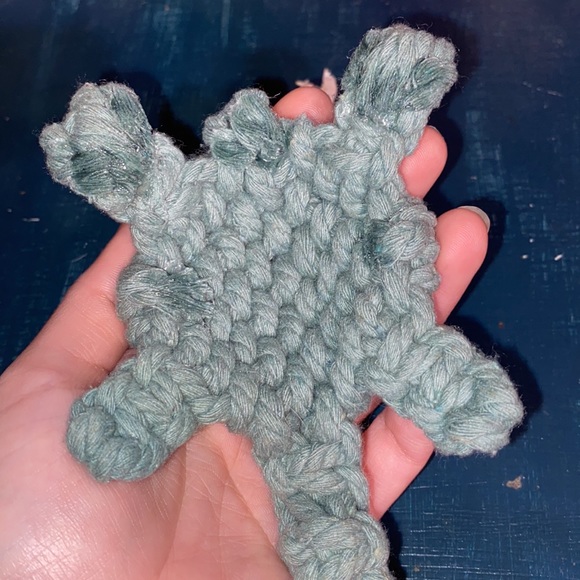 Large Custom Hand Crafted Macrame Sea blue Turtle Coffee Table Decor Accent Art - Picture 8 of 11